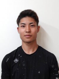 神田　大翔
